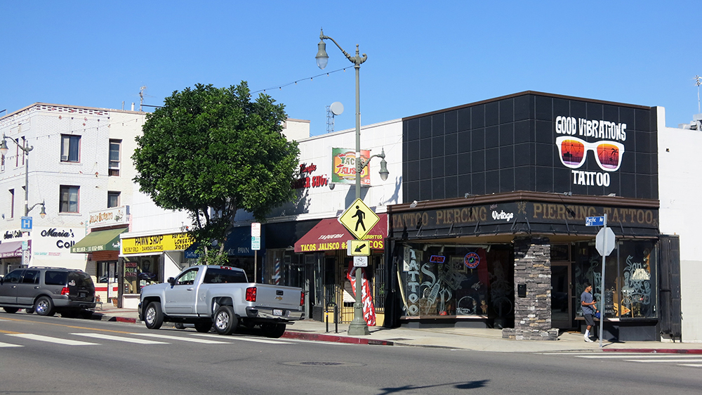 Downtown San Pedro: tattoo bars and pawn shops