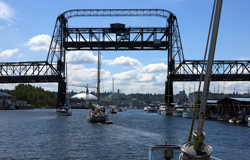 Tacoma Bridge into